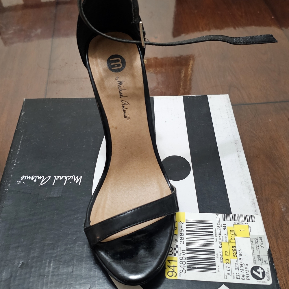 Michael Antonio Black Women's Heels